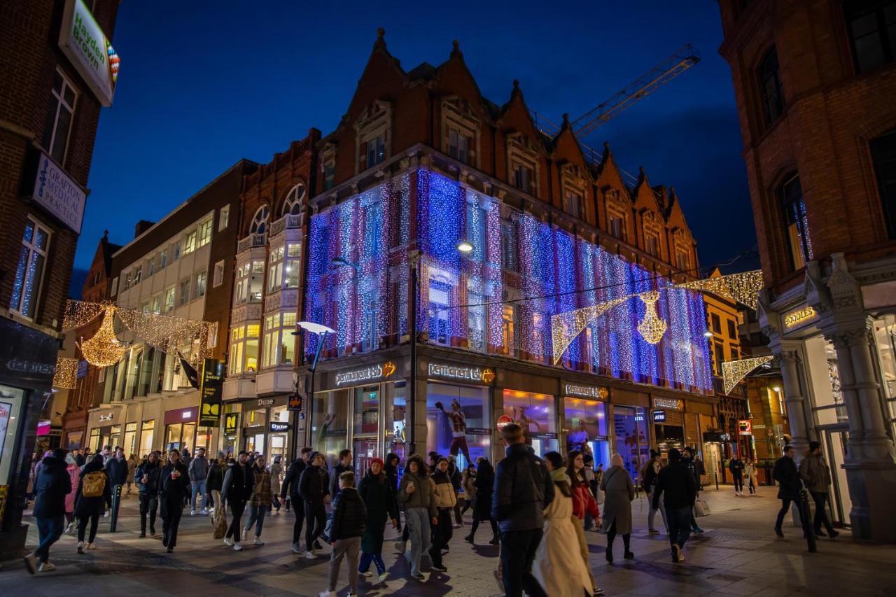 Grafton Street By Break 3*